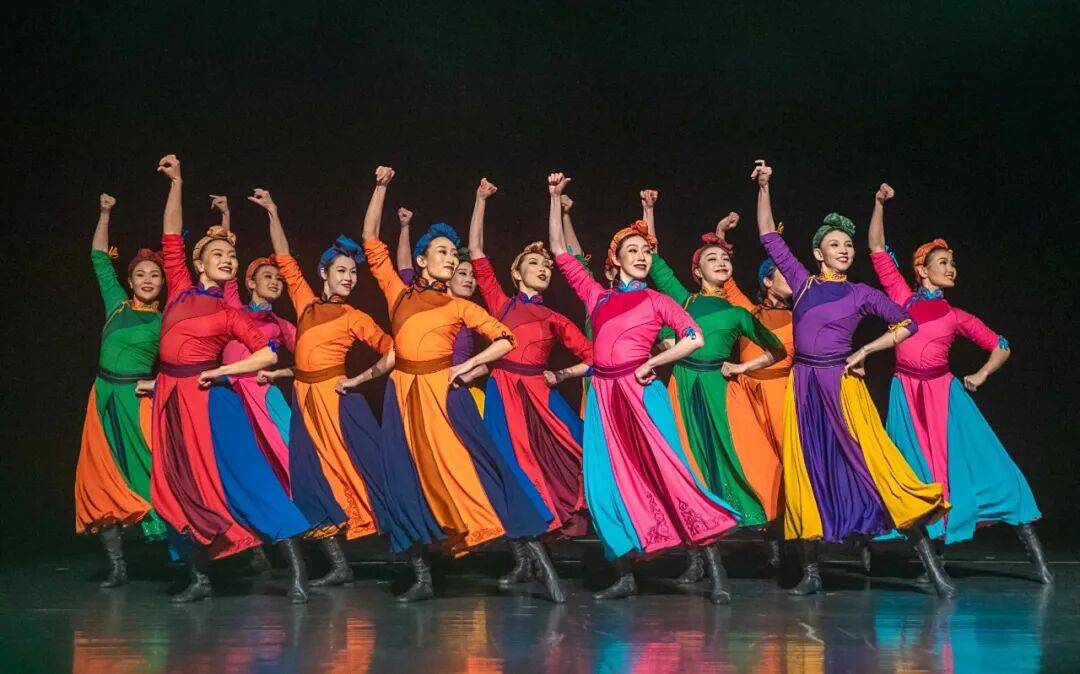 我区文艺创作领域喜讯频传，硕果累累展时代新貌